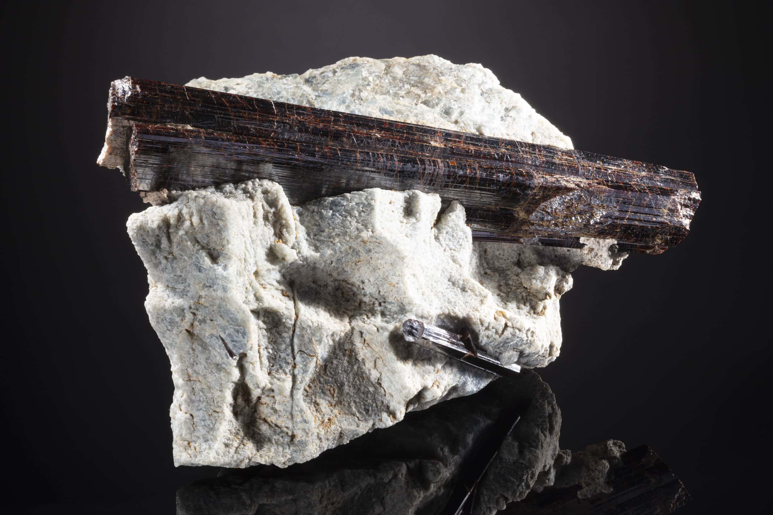 Rutile-1-4414 Rutile