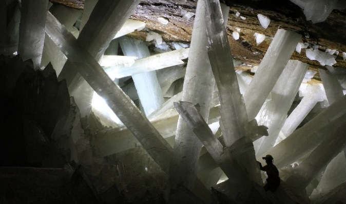 grottes Cristaux de gypse géant de la mine Naica